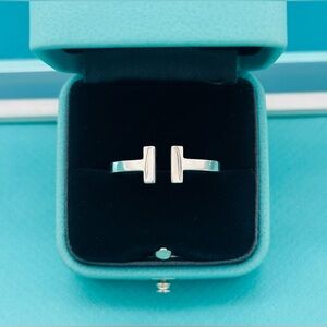 Tiffany & Co SS T Square Ring Size 9 EUC